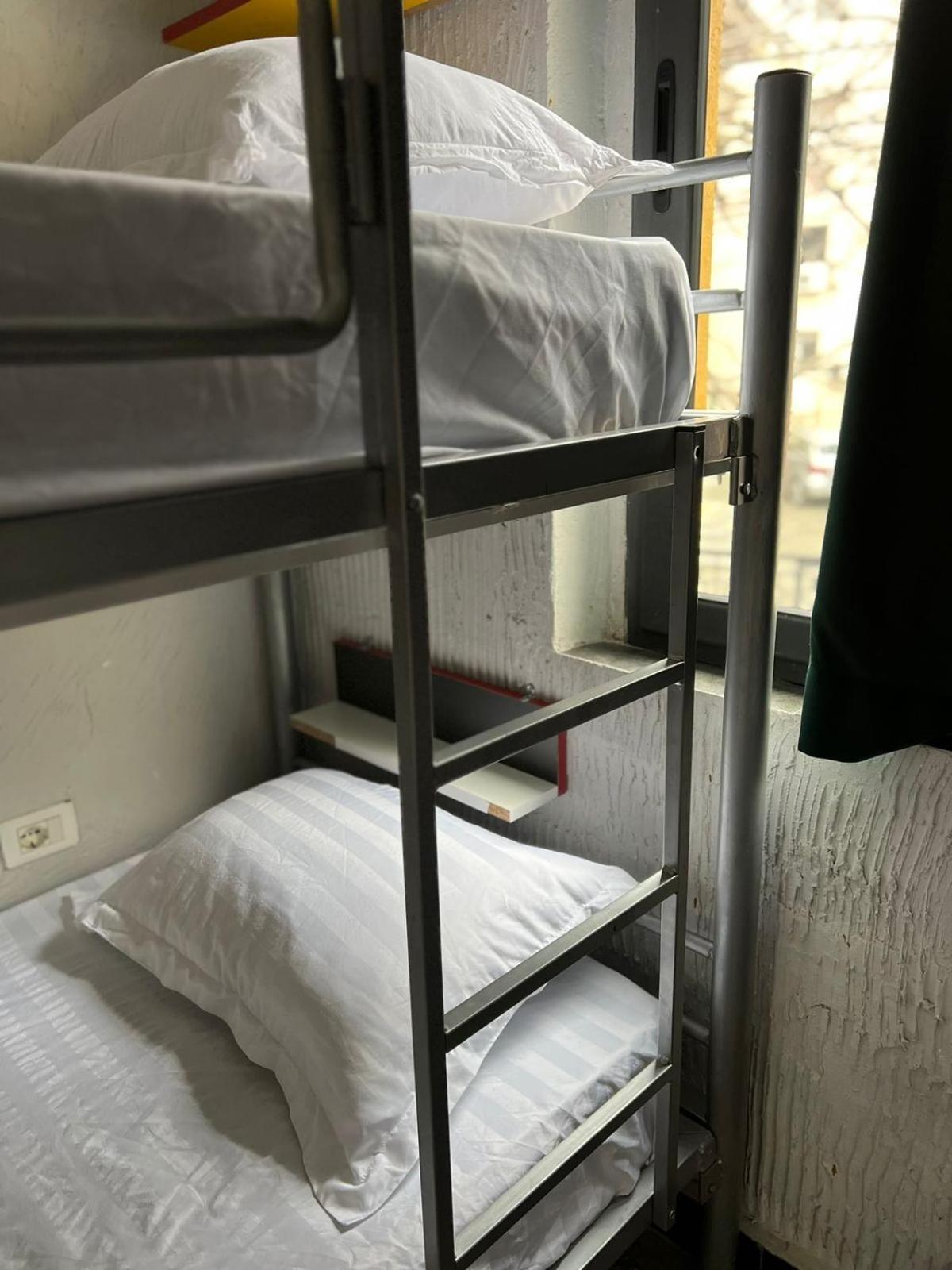 Hoja Hostel Tiranë Eksteriør bilde