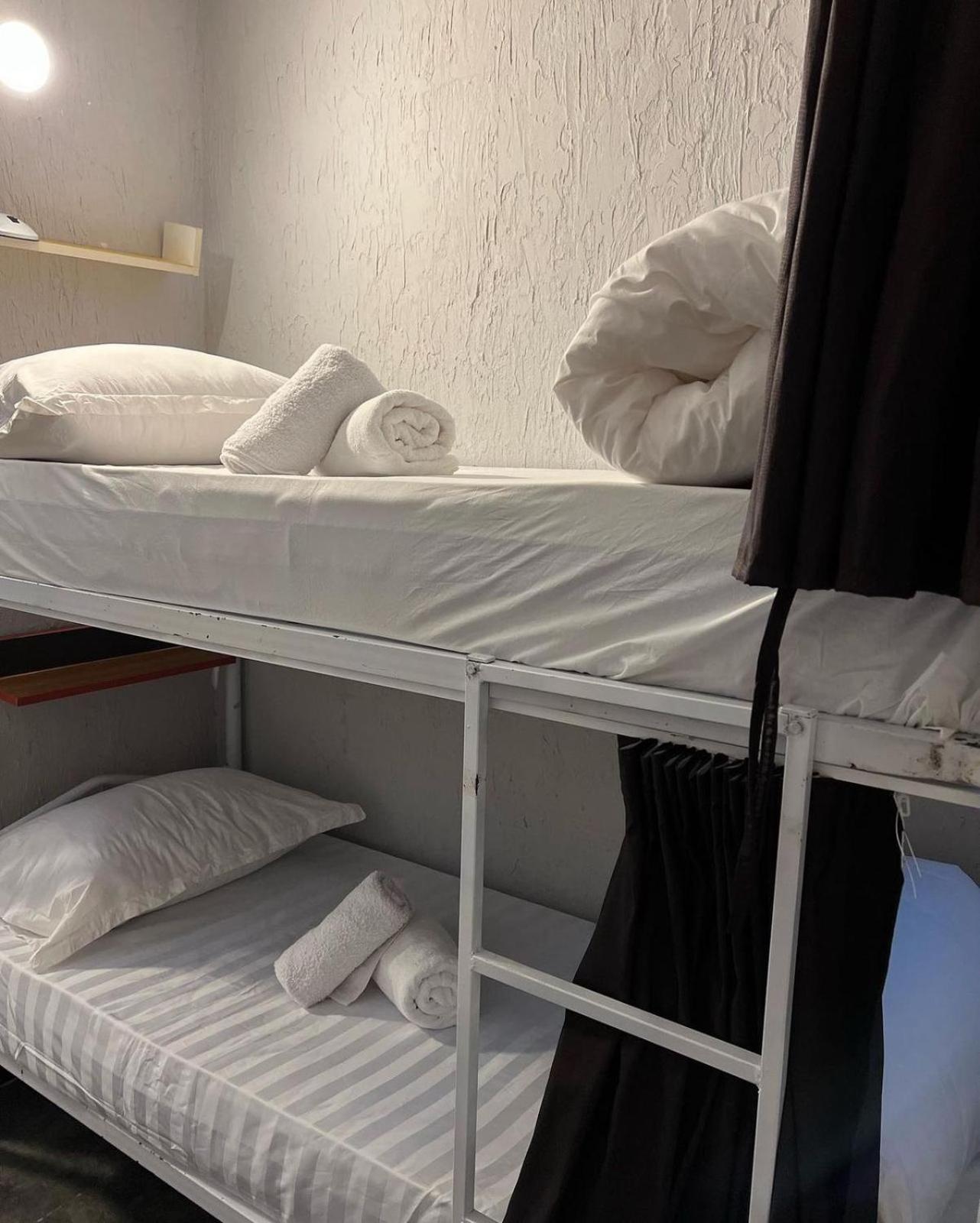 Hoja Hostel Tiranë Eksteriør bilde